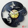đồng hồ treo tường độc lạ